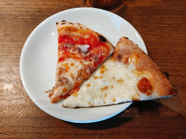 ナポリの食卓ピザ１