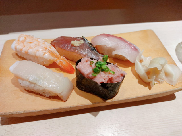 魚がし日本一食べたもの４